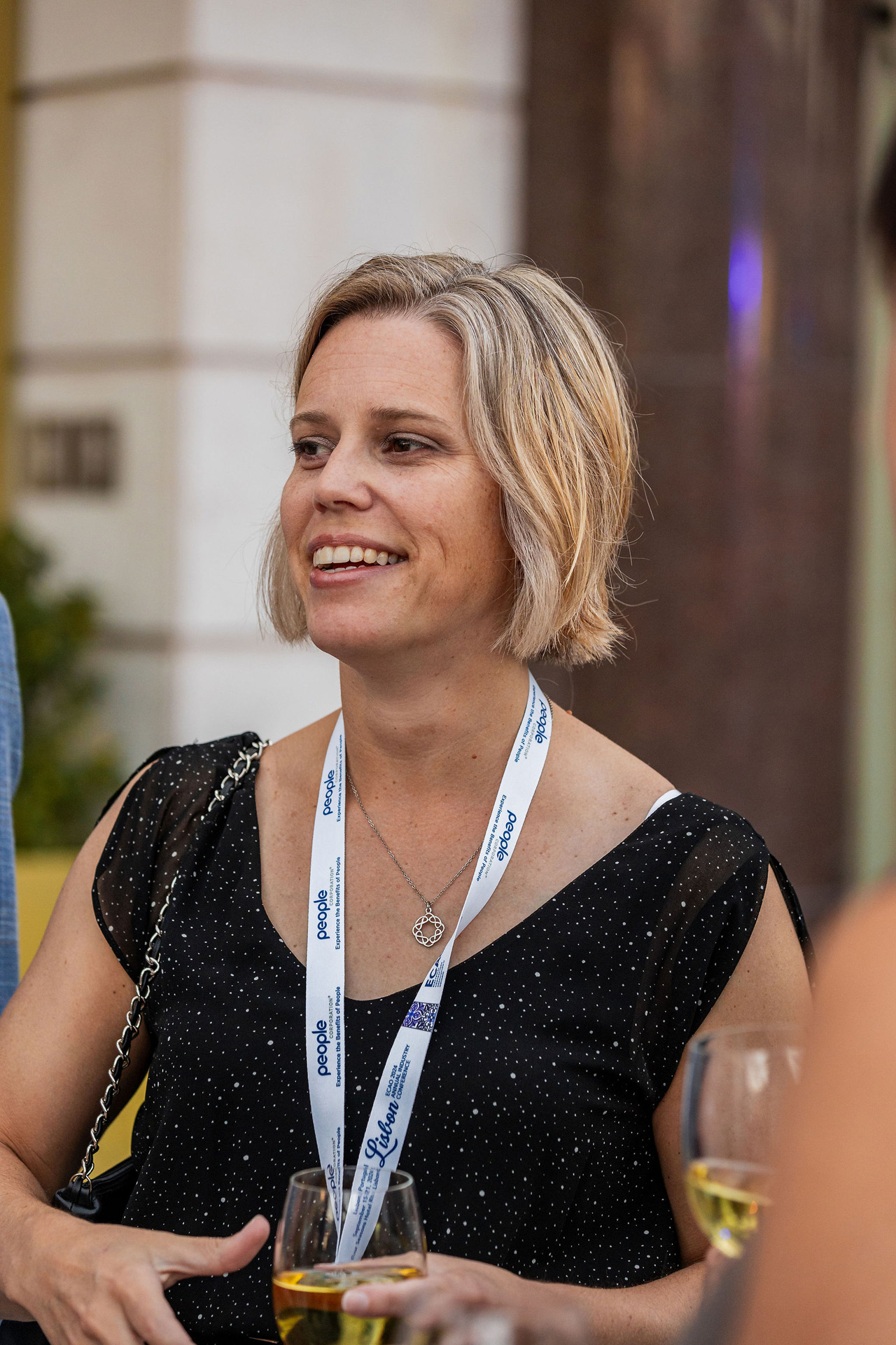 <a class='button-link' download href='http://ecao.joeyai.cloud/wp-content/uploads/2025/02/ECAOLisbon24-arrivaldinnerandcocktail-140.jpg'>Download</a>