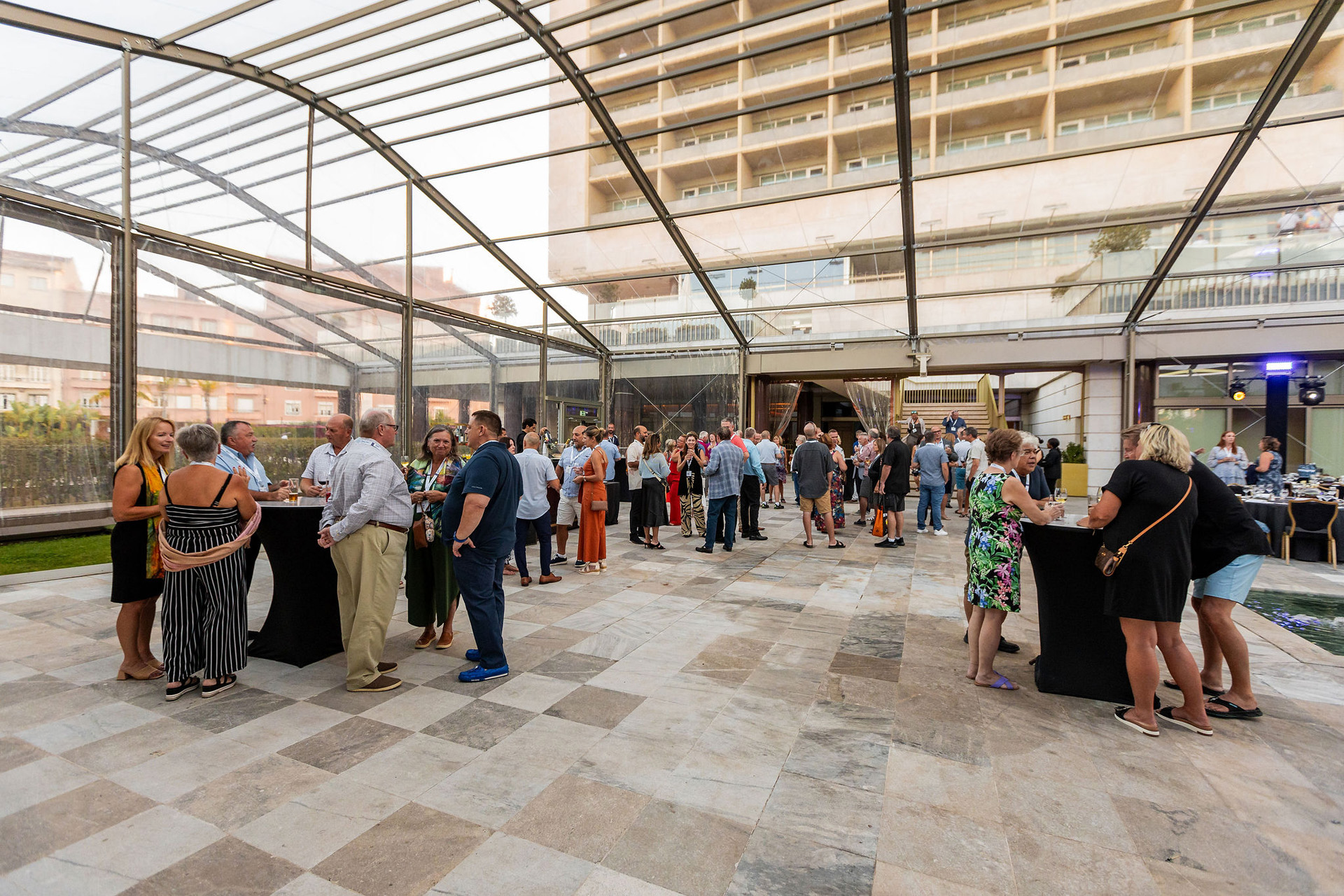 <a class='button-link' download href='http://ecao.joeyai.cloud/wp-content/uploads/2025/02/ECAOLisbon24-arrivaldinnerandcocktail-259.jpg'>Download</a>